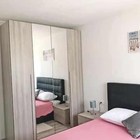 Apartment Apartman Niko *